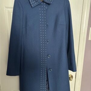 Tocca Elegant Blue Trench Coat with Patterned Collar